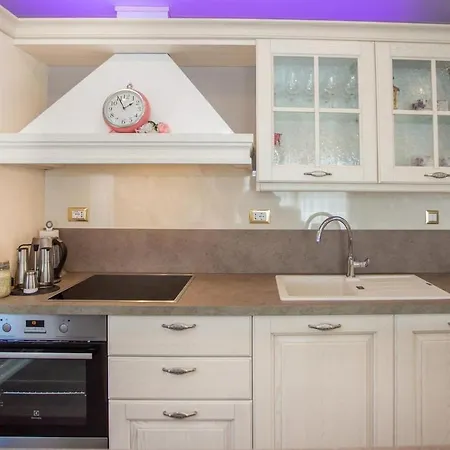 Mihaela Deluxe Holiday home Porec