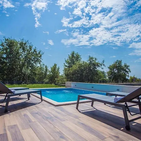 Mihaela Deluxe Porec